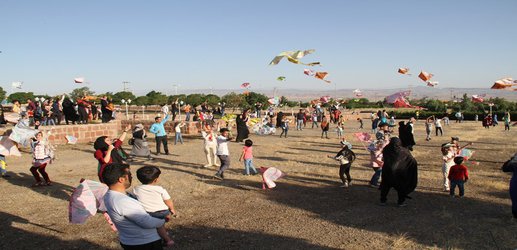 جشنواره ورزشی خانوادگی در شهر جدید بینالود برگزار شد