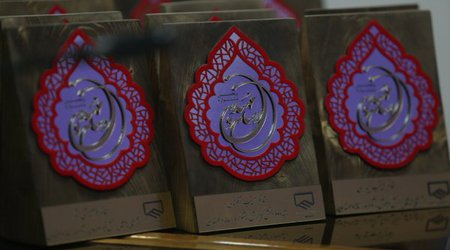 نفرات برگزیده پنجمین جشنواره رسانه و مهندسی در قم تجلیل شدند