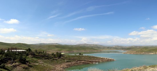 هفت سد و بند در شهرستان های استان سرریز  شدند/ طغیان رودخانه...