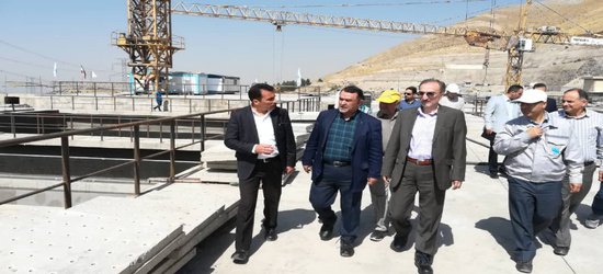 بازدید معاون آب و آبفای وزیر نیرو از تصفیه‌خانه ششم در دست...