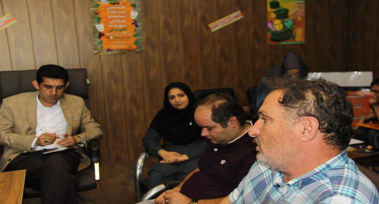 اعضای شورای اسلامی شهر لاهیجان از دبیرخانه جشنواره تئاتر خیابانی شهروند بازدیدکردند