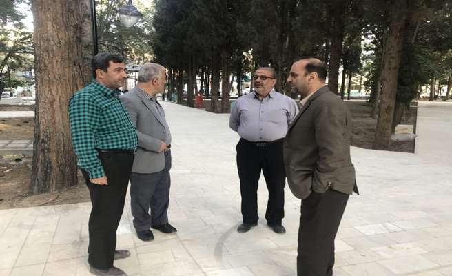بازدید رئیس و تعدادی از اعضای شورای اسلامی شهر دامغان از مراحل پایانی عملیات عمرانی پارک بزرگ ملت
