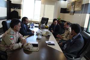 برگزاري جلسه هم انديشي مديركل راه و شهرسازي استان ايلام با فرمانده مرزباني استان