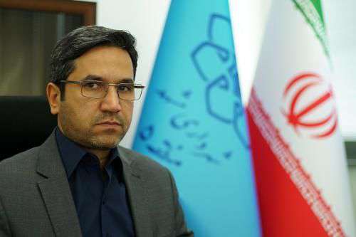 نیازمند اصلاحاتی در جهت همسطح‌سازی پیاده‌روهای پیرامون میدان پژوهش  ...