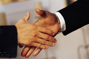 ایجاد مرکز پژوهشی کاشی و سرامیک در پارک علم و فناوری یزد