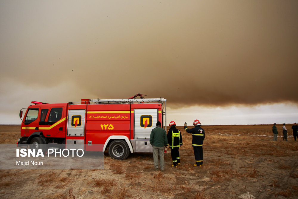 آتش سوزی در تالاب میقان - اراک