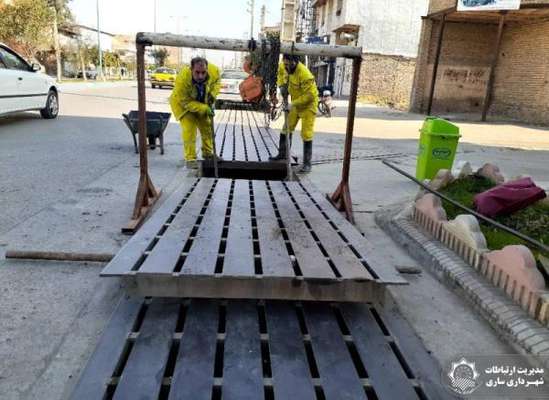 تنظیف معبر ورودی های شهر و انجام رفت و روب در مناطق سه گانه شهری