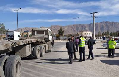اجرای برنامه پایش و کنترل معاینه فنی خودروهای سنگین در مبادی ورودی اصفهان و شهرهای اقماری آن