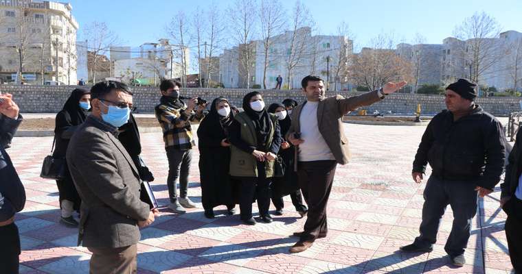 بازدید شهردار خلیلی به همراه مهندس میری ریاست محترم شورای اسلامی شهر نکا با اصحاب رسانه از پروژه پارک ملت ورودی غربی شهر نکا