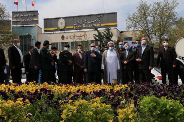 پرچم جمهوری اسلامی ایران با حضور مقامات استانی و شهردار گرگان برافراشته شد