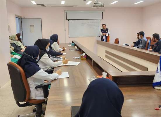 برگزاری کلاس آموزشی تئوری و عملی برای پرسنل محترم و زحمتکش بیمارستان امام خمینی (ره) شهرستان خوی