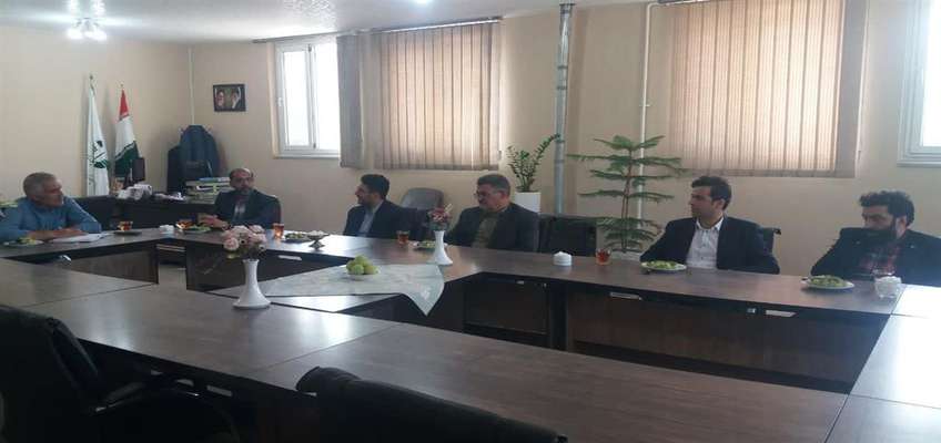 پایش واحدهای صنعتی در نجف آباد و تعامل محیط زیست و شهرداری در این شهرستان