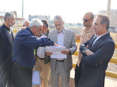 بازدید میدانی صباغی شهردار قزوین به همراه مدیر منطقه چهار از شهرک عارف