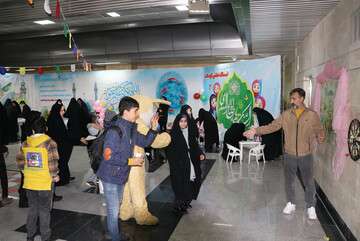 جشن بزرگ منجی دلها در ایستگاه متروی میدان کهن تبریز
