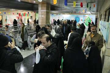برگزاری جشن بزرگ منجی دل ها در ایستگاه متروی میدان کهن(سه راه امین) تبریز