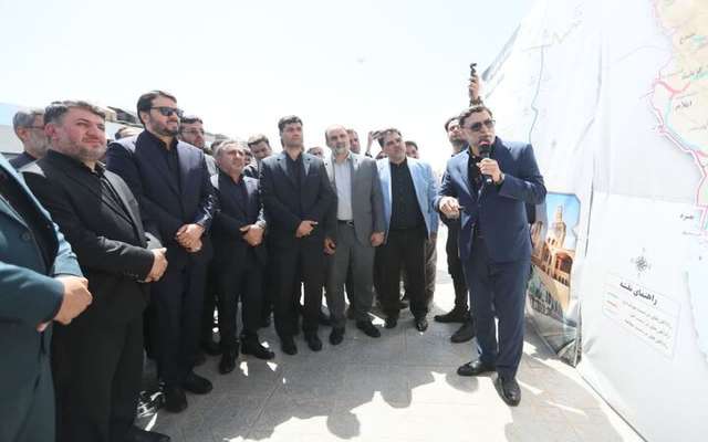 بهره‌برداری از راه‌آهن یزد-اقلید و افتتاح ایستگاه مهریز توسط وزیر راه و شهرسازی
