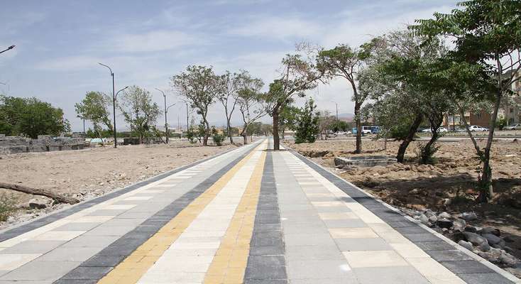 اجرای بیش از ۴۰۰۰ متر مربع سنگ فرش در فاز دوم پارک باغشمال
