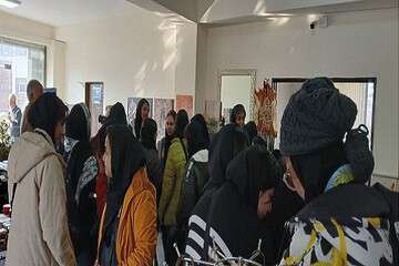 استقبال چشمگیر شهروندان از نمایشگاه دائمی صنایع دستی در مرکز فرهنگی و گردشگری شهریار