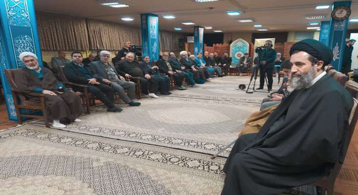 برگزاری شب شعر علوی با مشارکت شهرداری منطقه ۳ در بیت امام جمعه تبریز