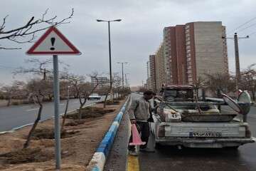 نصب ۸۰۰ تابلو ترافیکی در معابر سطح حوزه شهرداری منطقه ۲