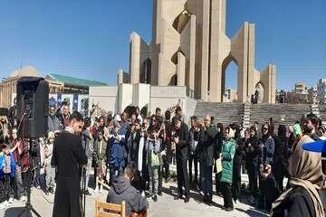 مراسم تکم گردانی و حرکات آئینی در مقبره الشعرا برگزار شد