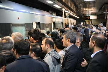 خدمات رسانی متروی تبریز به بیش از ۱۵ هزار شهروند در روز عیدسعیدفطر
