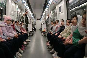 آغاز بازدیدهای دانش آموزی با عنوان " قطار دانایی " از خط یک متروی تبریز