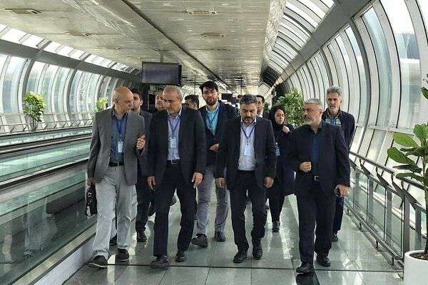 بازدید مدیرکل دفتر ترویج معماری وزارت راه و شهرسازی از شهر فرودگاهی امام خمینی(ره)