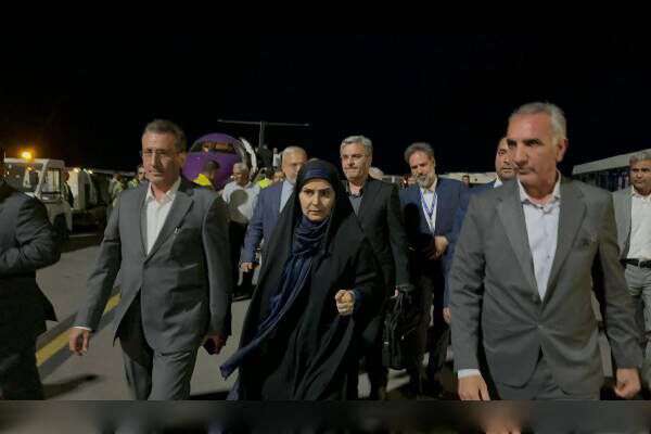 وزیر راه و شهرسازی برای بررسی میدانی حادثه بندر شهید رجایی وارد هرمزگان شد