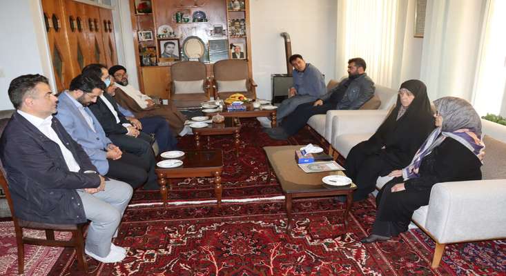 دیدار شهردار تبریز با خانواده معظم شهیدان والامقام « اکبر اشرف آهنگری » و «محمدرضا پورپاشا دیزجی»