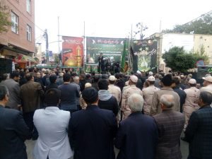 تجمع بزرگ عزاداران حسینی شهر نمین در خیابان امام خمینی (ره) این شهر برگزار شد