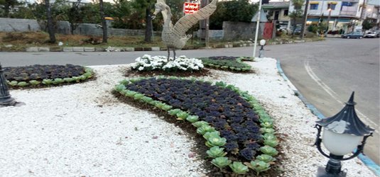 بازسازی، نورپردازی ، گلکاری و رنگ آمیزی میدان ورودی فاز سه شهرداری