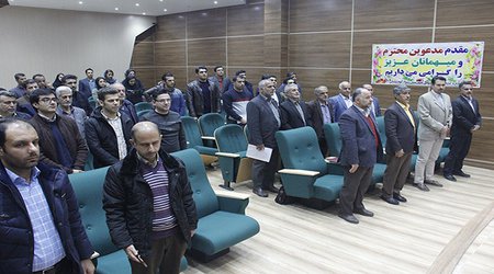 کارگاه آموزشی اجرای پی روی سطح شیب دار برگزار شد

