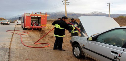 حوالی ساعت ۱۷ خودروی سواری پژو دچار حریق گردید که با حضور به موقع آتش نشانان در کمترین زمان ممکن مهار و خاموش شد