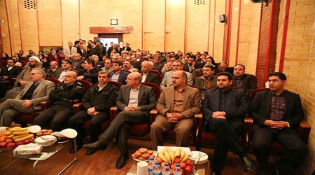 با حضور معاون وزیر راه و شهرسازی برگزار شد:
مراسم تودیع و معارفه مدیرکل راه و شهرسازی استان مازندران برگزار شد

