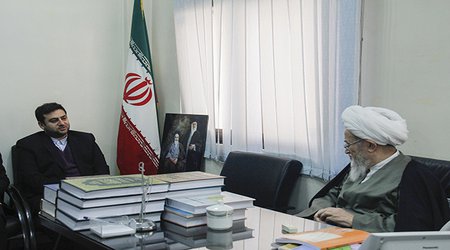 در دیدار با آیت الله طبرسی مطرح شد؛
دبیرخانه شورای همبستگی استان در سازمان نظام مهندسی مازندران شروع بکار نماید